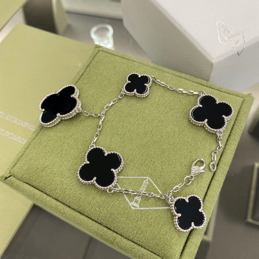 [Stars Jewelry]CLOVER 5 MOTIFS SIVLER ONYX BRACELET