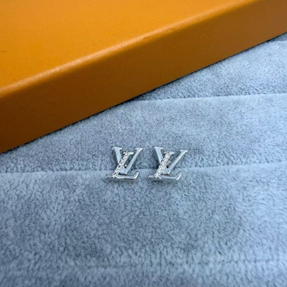 [Stars Jewelry]LETTER STUDS WITH STONES
