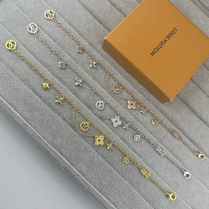[Stars Jewelry]SMOOTH MULTI FLOWER BRACELET