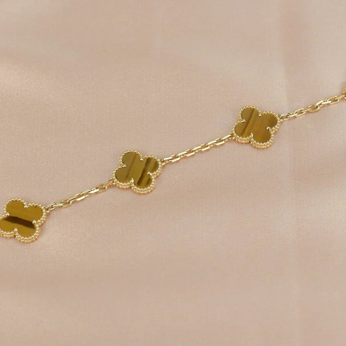[Stars Jewelry] CLOVER 5 MOTIFS TIGER EYE BRACELET COLLECTION