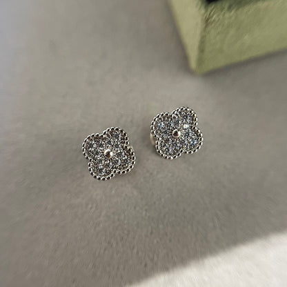 [Stars Jewelry]CLOVER MINI DIAMOND STUD EARRINGS